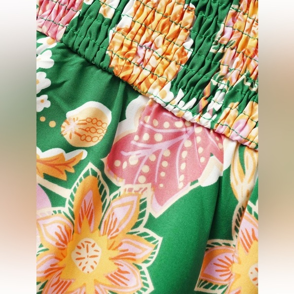 BloomChic Plus Size 2XL Floral Shirred Off Shoulder Flutter Sleeve Dress us18-20 - Picture 4 of 8